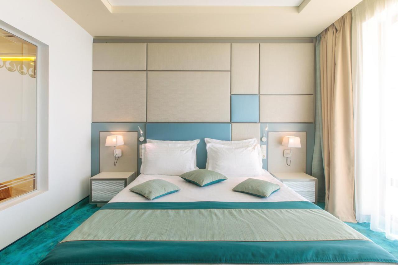 Hotel Opera 马马亚 外观 照片